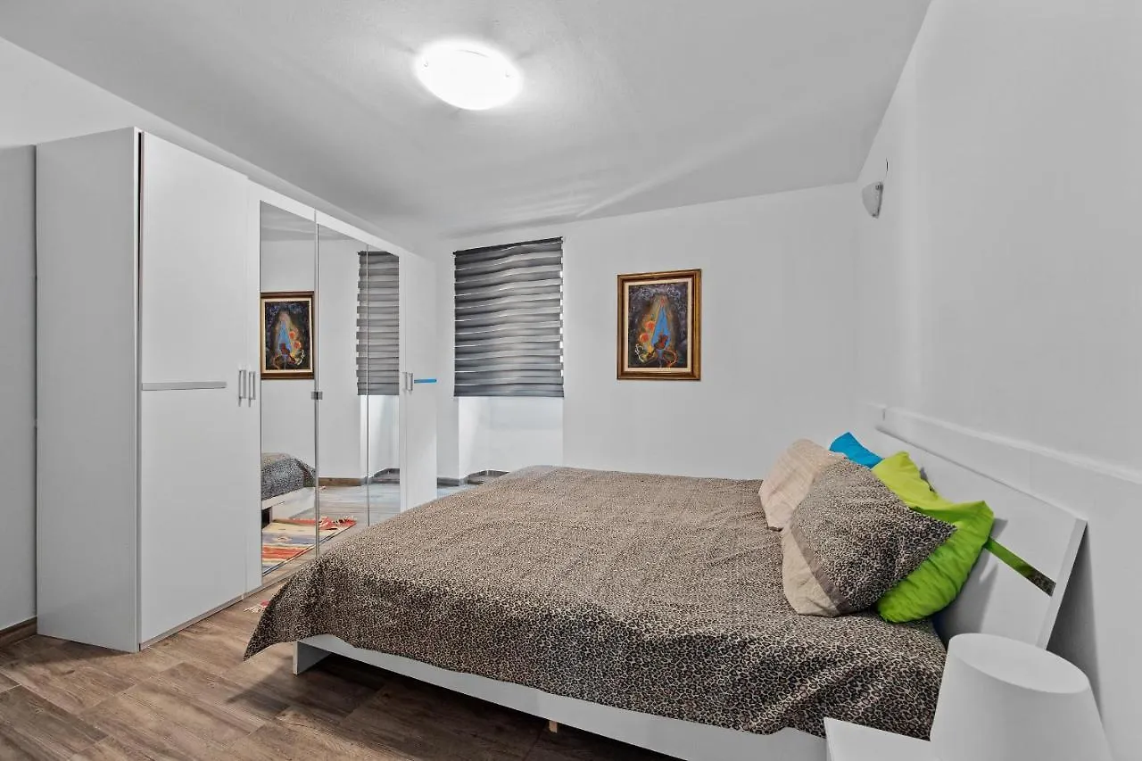 Old City Apartments Pula 2 Croatia